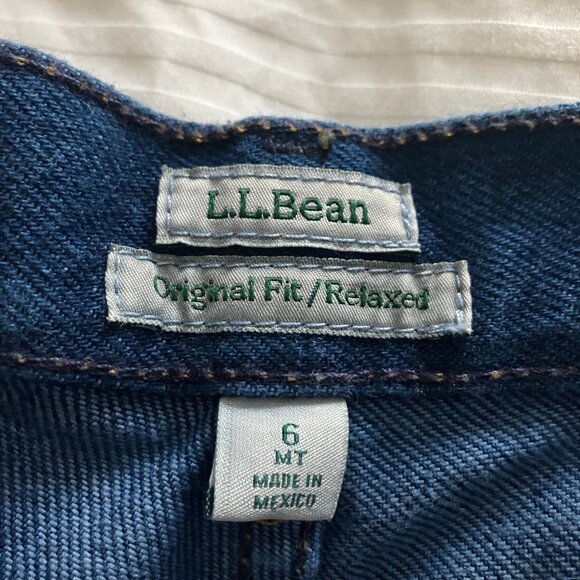 L.L.Bean Women's Ultra High-Rise Relaxed Tapered-Leg Double L Jeans - Picture 3 of 8